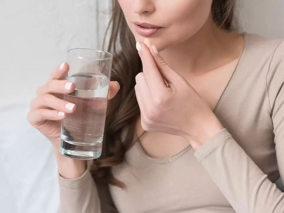 Prendre les gélules Ocuvit avec de l'eau propre